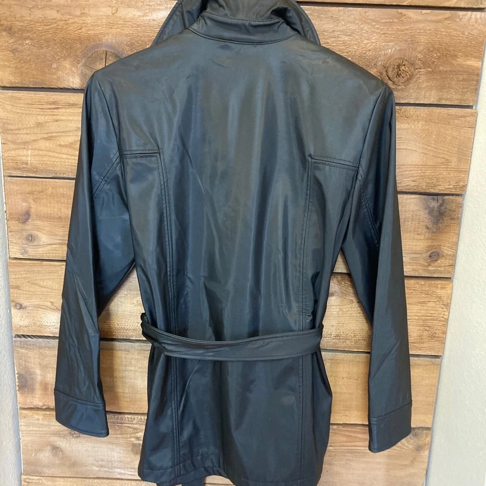 Women's Black Vinyl Rain Jacket - Picture 2 of 4